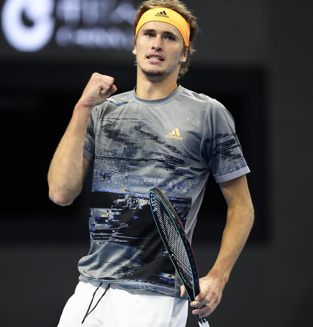 得了冠军奖 得了冠军奖