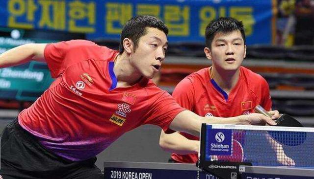 表现和坚定 表现和坚定