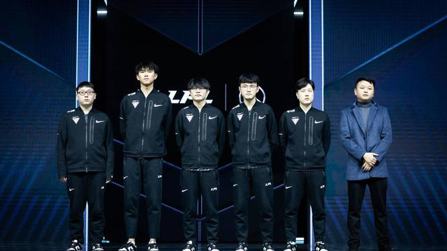 底角拉伸 底角拉伸